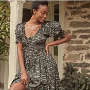 Doen Dark Green Floral Midi Dress